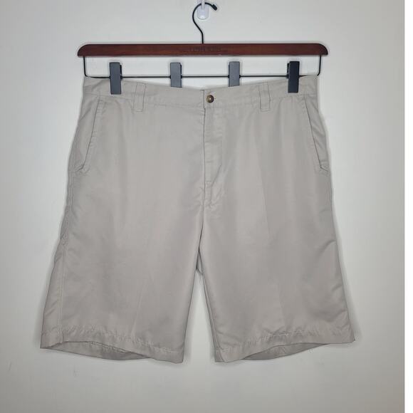 Greg Norman Play Dry lightweight khaki golf shorts - 38 - Picture 1 of 3